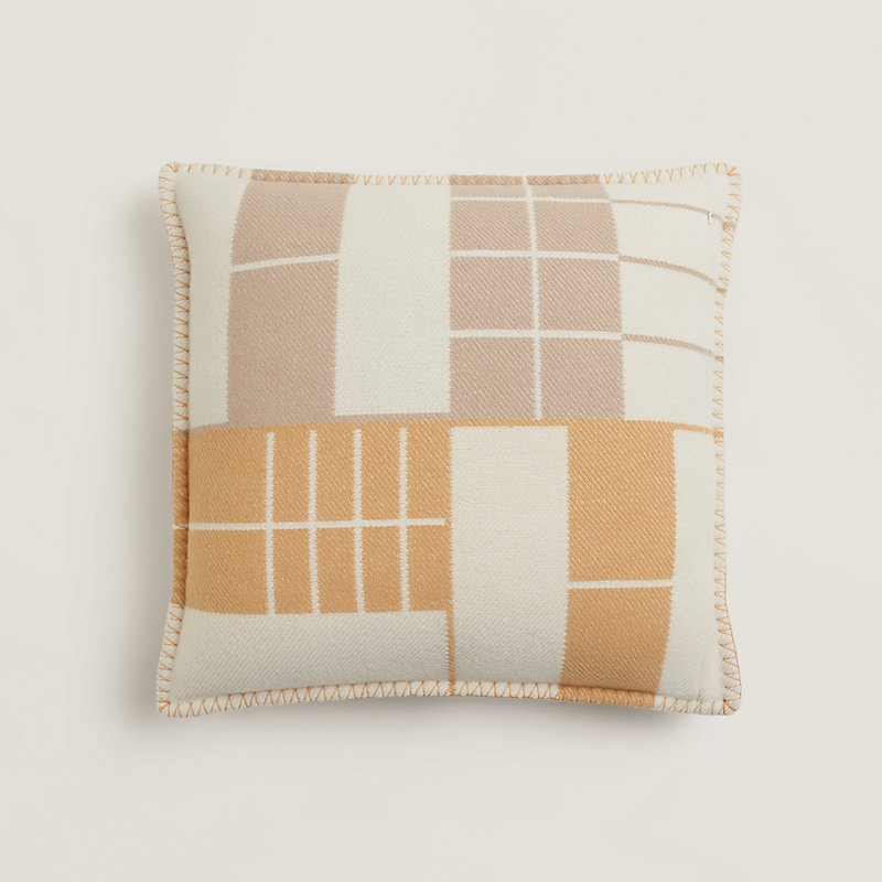 Atelier d'Artiste pillow | Hermès USA